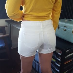 White Shorts Old Navy The Flirt Size 2 New!